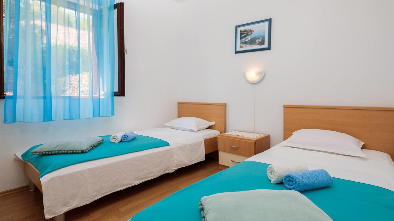 Pavao Apartments Врбоска Екстериор снимка
